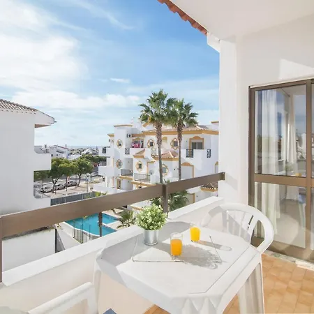 Apartamento Dois Pinheiros * 阿尔布费拉
